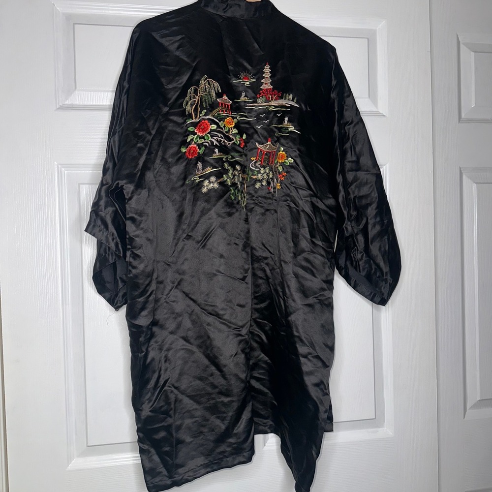 Vintage Silk Chinese Golden Dragon Kimono Size Medium
